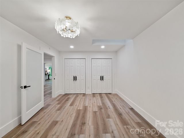 81 Summer Trees Lane, Burnsville, NC 28714