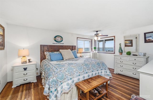 11043 Bayview Edison Road, Mount Vernon, WA 98273