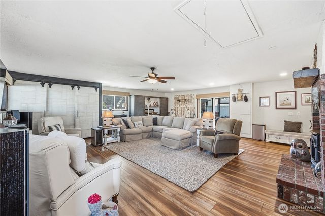 11043 Bayview Edison Road, Mount Vernon, WA 98273