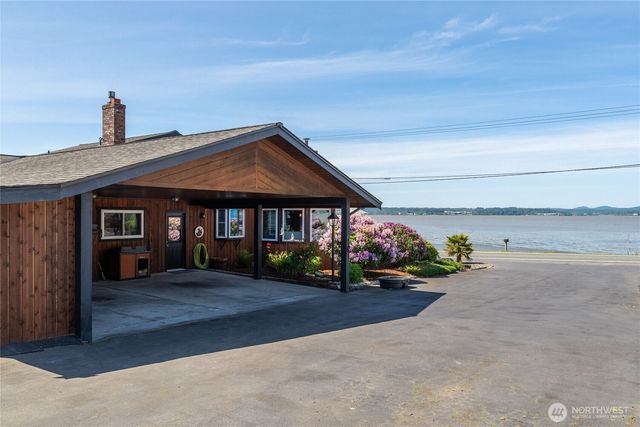 11043 Bayview Edison Road, Mount Vernon, WA 98273