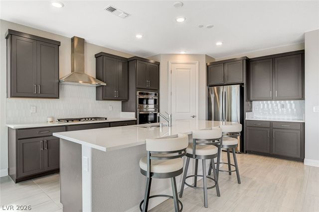 6442 Corsari Ridge Street, Las Vegas, NV 89166