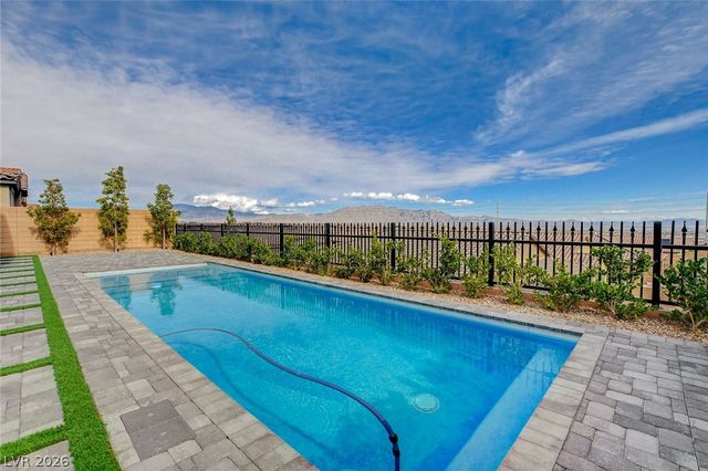 6442 Corsari Ridge Street, Las Vegas, NV 89166