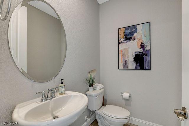 6442 Corsari Ridge Street, Las Vegas, NV 89166