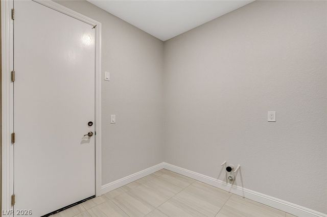 6442 Corsari Ridge Street, Las Vegas, NV 89166