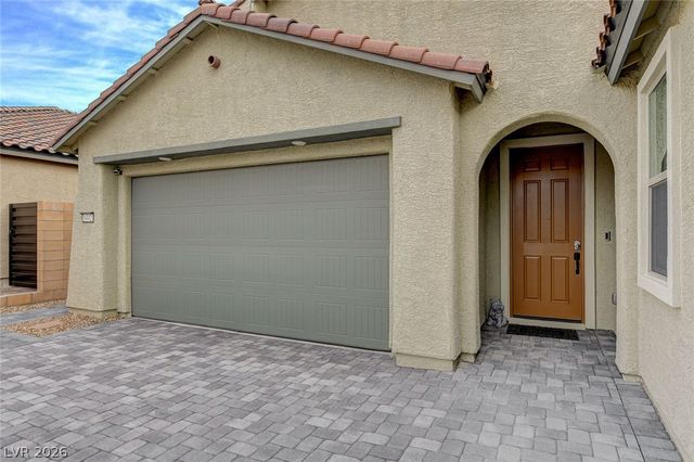 6442 Corsari Ridge Street, Las Vegas, NV 89166
