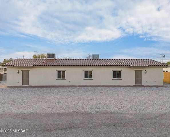 1520 E 27th Street, Tucson, AZ 85713