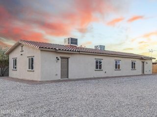 1520 E 27th Street, Tucson, AZ 85713