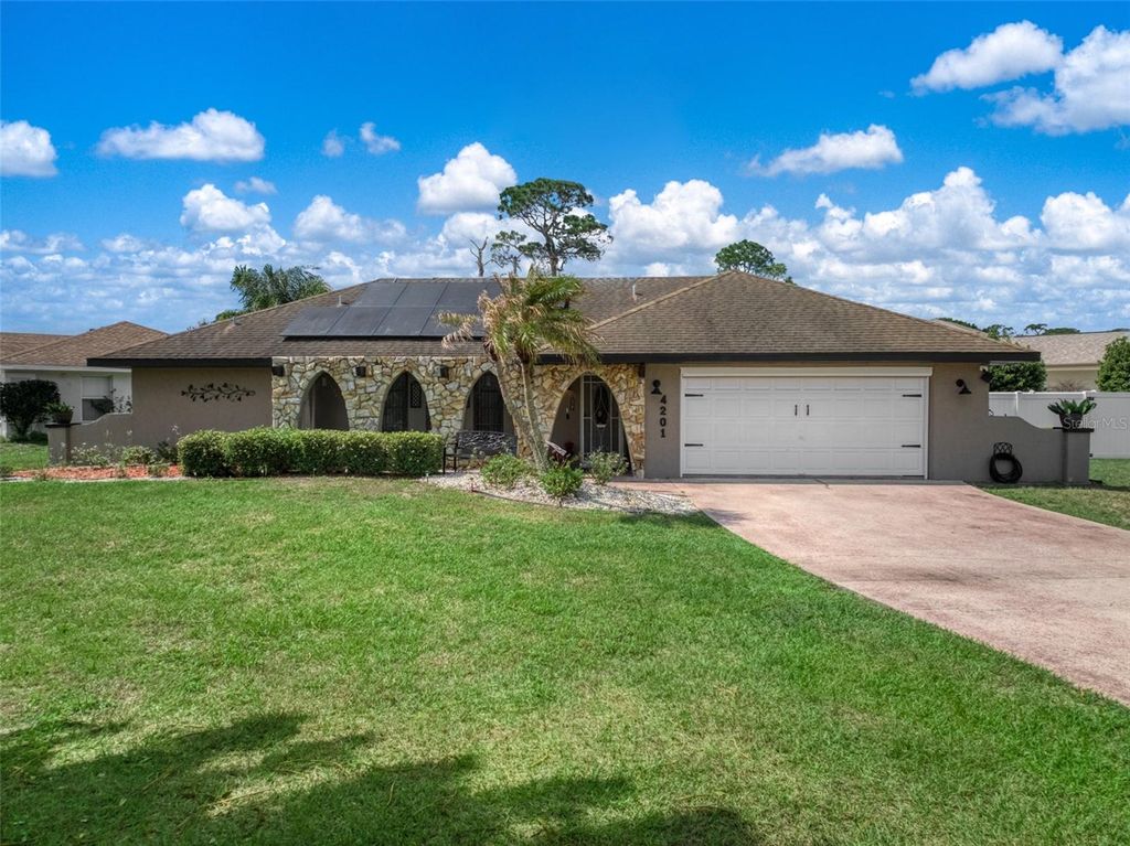 Image 1 of property listing at 4201 WESTMINSTER ROAD, Sebring, FL 33875