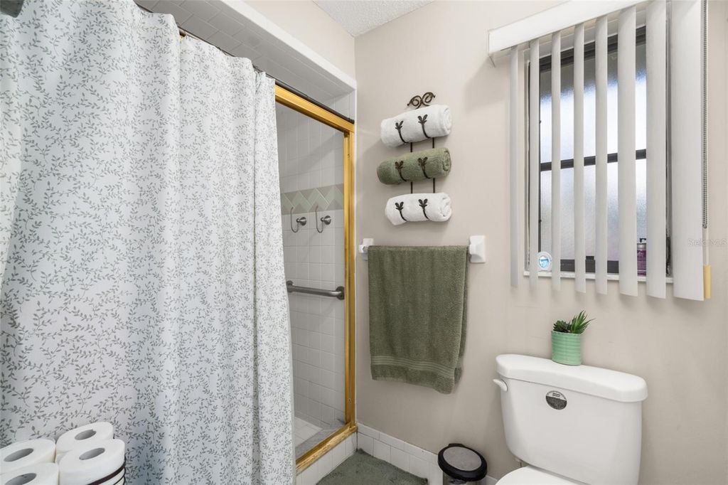 Image 21 of property listing at 4201 WESTMINSTER ROAD, Sebring, FL 33875