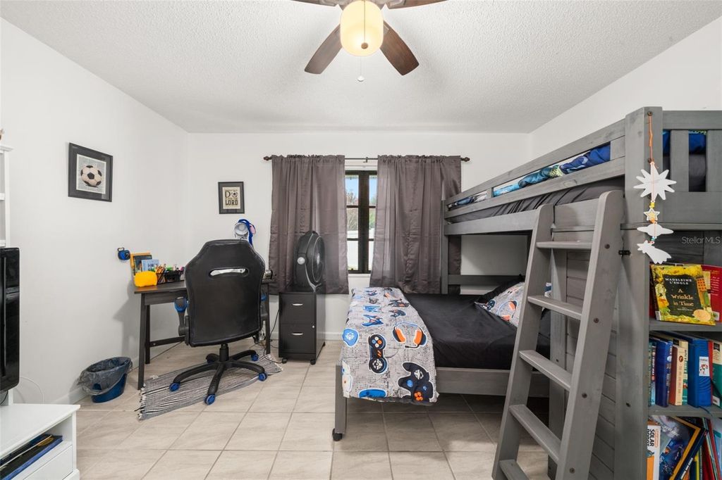 Image 23 of property listing at 4201 WESTMINSTER ROAD, Sebring, FL 33875