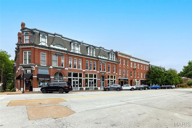 2344 Rutger Street, St Louis, MO 63104