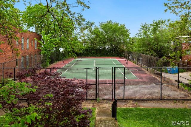 2344 Rutger Street, St Louis, MO 63104