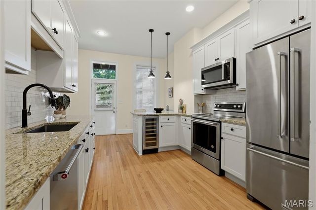 2344 Rutger Street, St Louis, MO 63104