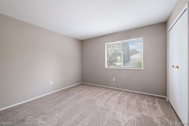 26596 Franklin Pointe Drive, Southfield, MI 48034