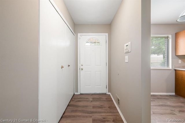 26596 Franklin Pointe Drive, Southfield, MI 48034