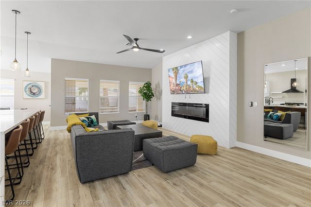 137 La Mirada Drive, Henderson, NV 89015