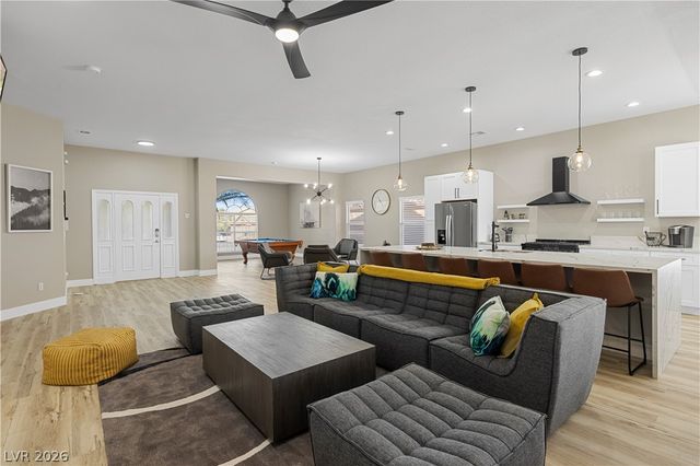 137 La Mirada Drive, Henderson, NV 89015