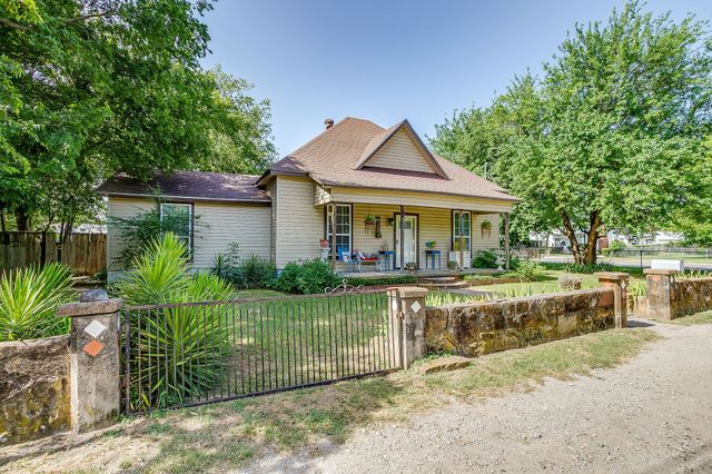 515 SW 13th Street, Mineral Wells, TX 76067