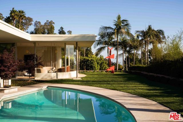1862 Loma Vista Drive, Beverly Hills, CA 90210