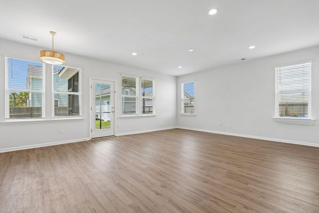 2101 Utsey Street, Johns Island, SC 29455