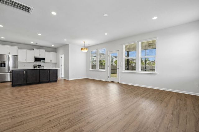 2101 Utsey Street, Johns Island, SC 29455