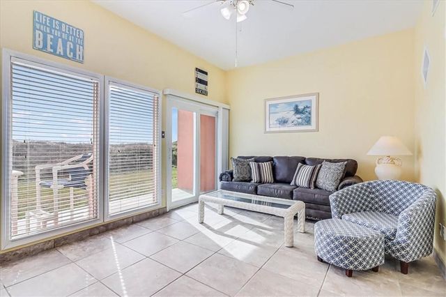 4903 State Hwy 361 104, Port Aransas, TX 78373