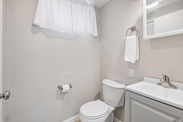 3216 W 85th Street, Bloomington, MN 55431