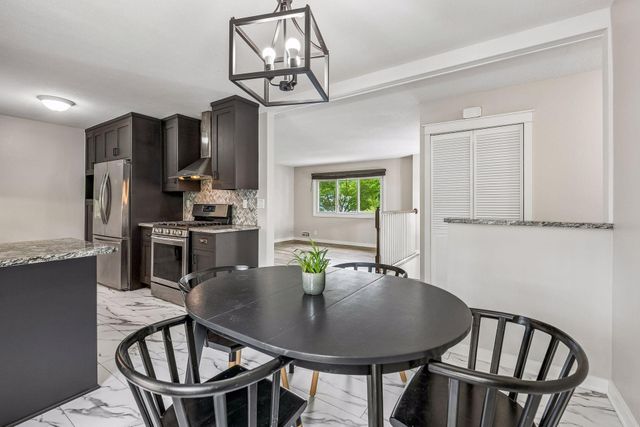 3216 W 85th Street, Bloomington, MN 55431