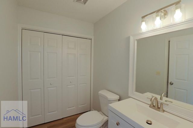 514 Creekview Drive, Hinesville, GA 31313