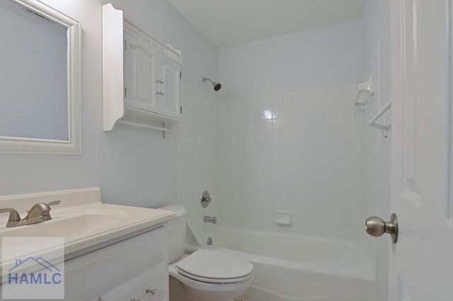 514 Creekview Drive, Hinesville, GA 31313