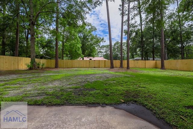 514 Creekview Drive, Hinesville, GA 31313