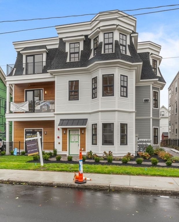 33 Pearl St. 4, Boston, MA 02125