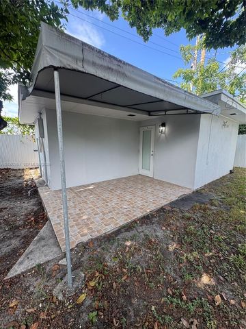 2311 NW 15th Street Rear, Miami, FL 33125