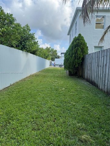 2311 NW 15th Street Rear, Miami, FL 33125
