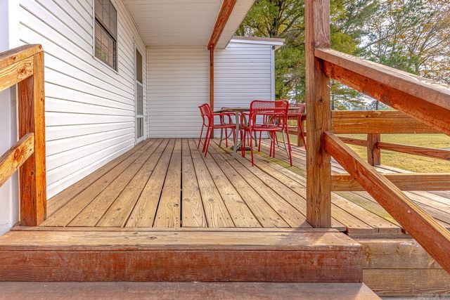 5517 Pacific Rd, Jonesboro, AR 72401