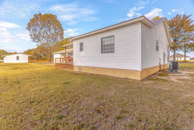 5517 Pacific Rd, Jonesboro, AR 72401
