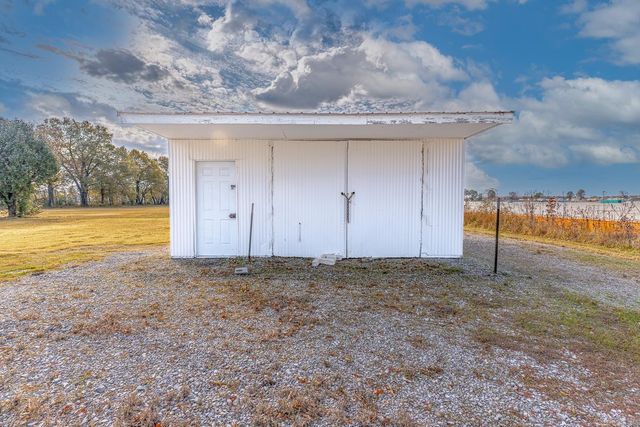 5517 Pacific Rd, Jonesboro, AR 72401