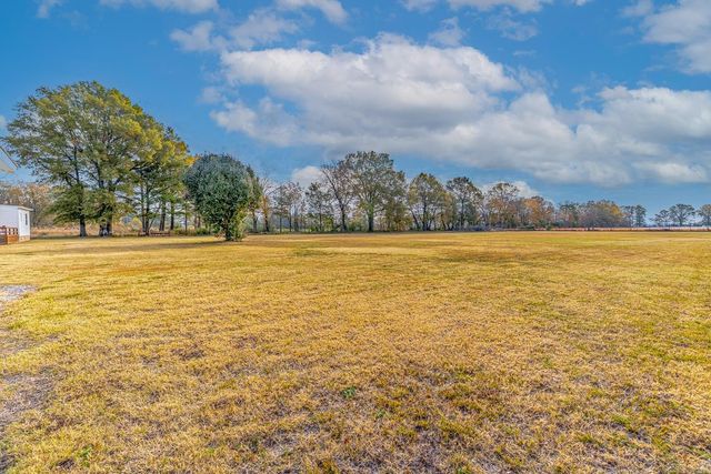 5517 Pacific Rd, Jonesboro, AR 72401