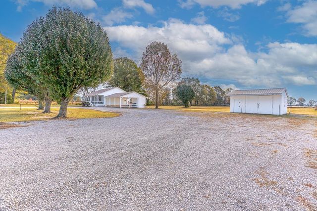 5517 Pacific Rd, Jonesboro, AR 72401