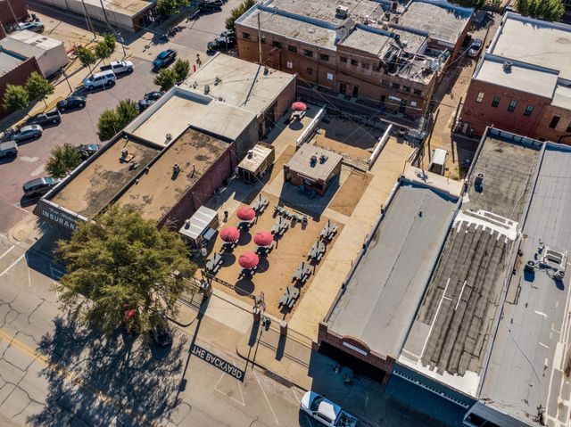 115 Main Street, Ennis, TX 75119