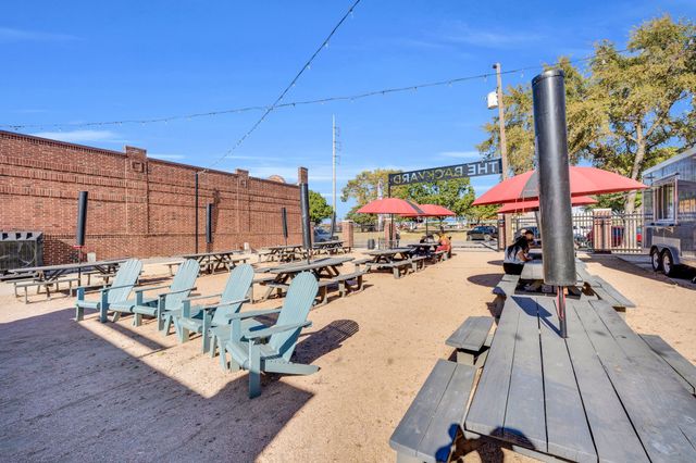 115 Main Street, Ennis, TX 75119