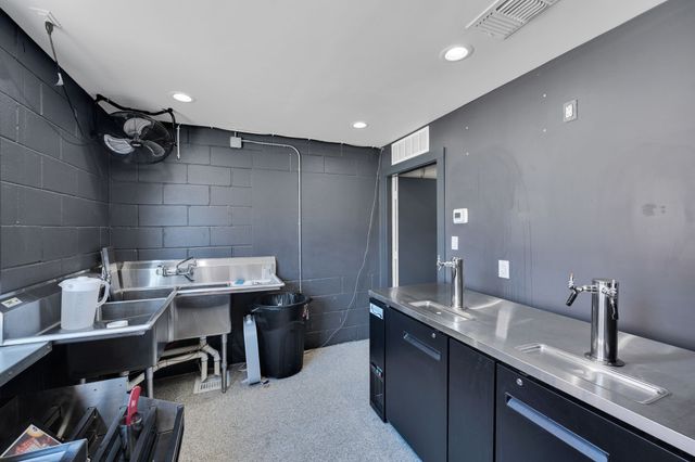 115 Main Street, Ennis, TX 75119