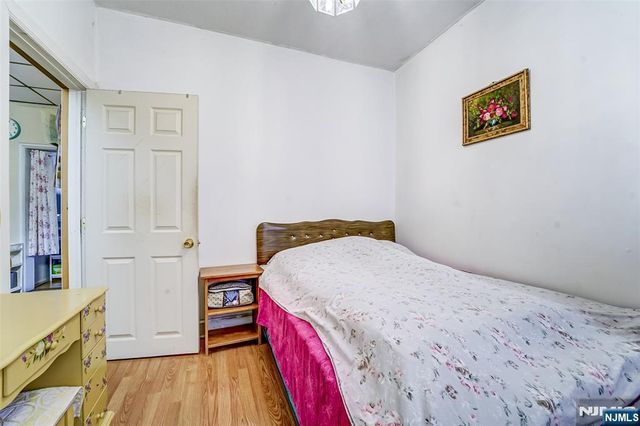 313 Warren Street, Harrison, NJ 07029