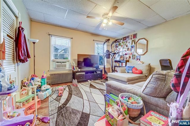 313 Warren Street, Harrison, NJ 07029