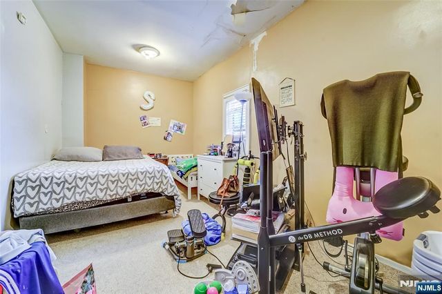 313 Warren Street, Harrison, NJ 07029