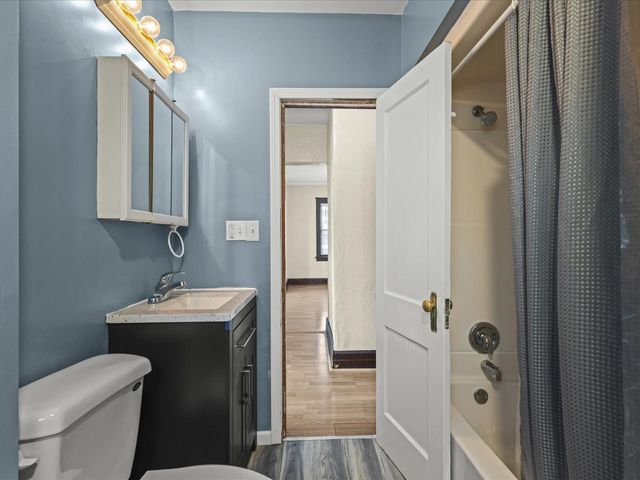 2710 Kinsey Street, Rockford, IL 61109