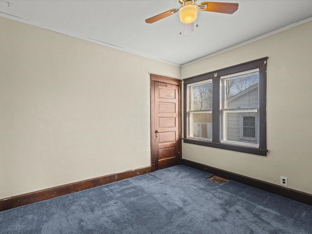 2710 Kinsey Street, Rockford, IL 61109