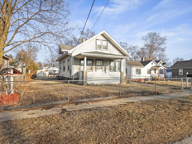 2710 Kinsey Street, Rockford, IL 61109