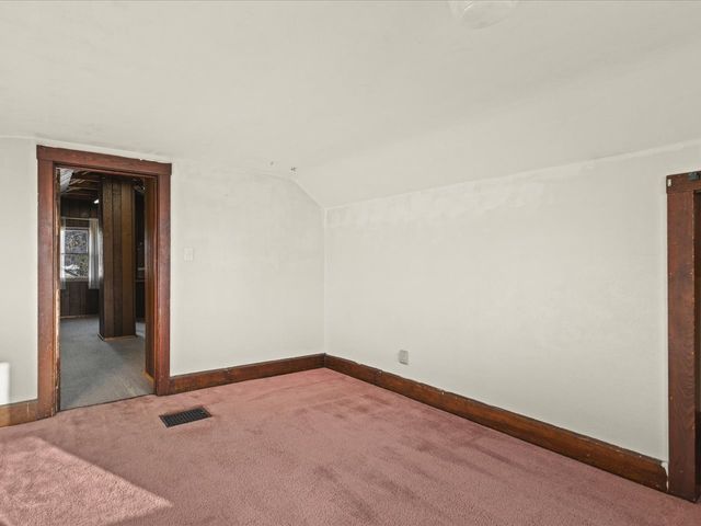 2710 Kinsey Street, Rockford, IL 61109