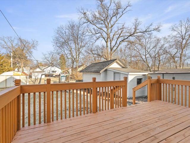 2710 Kinsey Street, Rockford, IL 61109